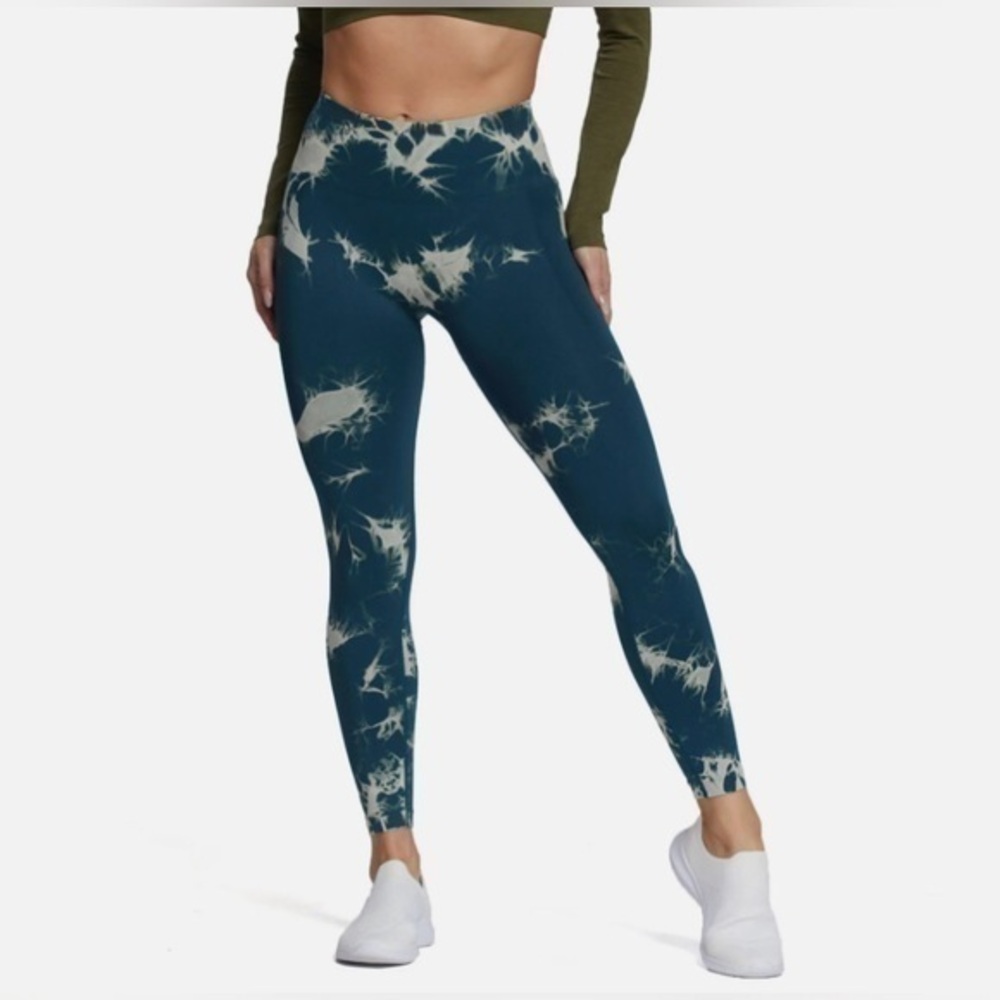 DSG black and white athletic workout leggings size small